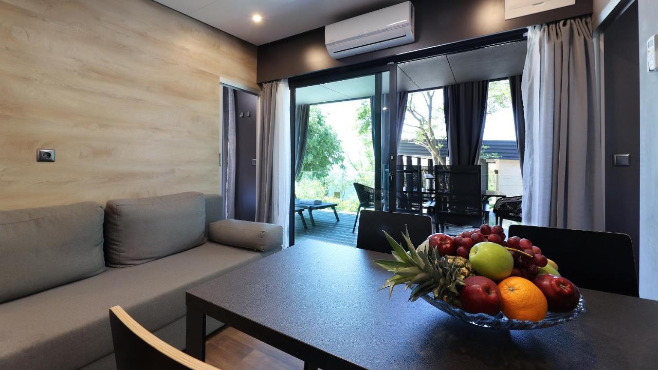 Adrialux Camping Mobile Homes Selce Exterior photo