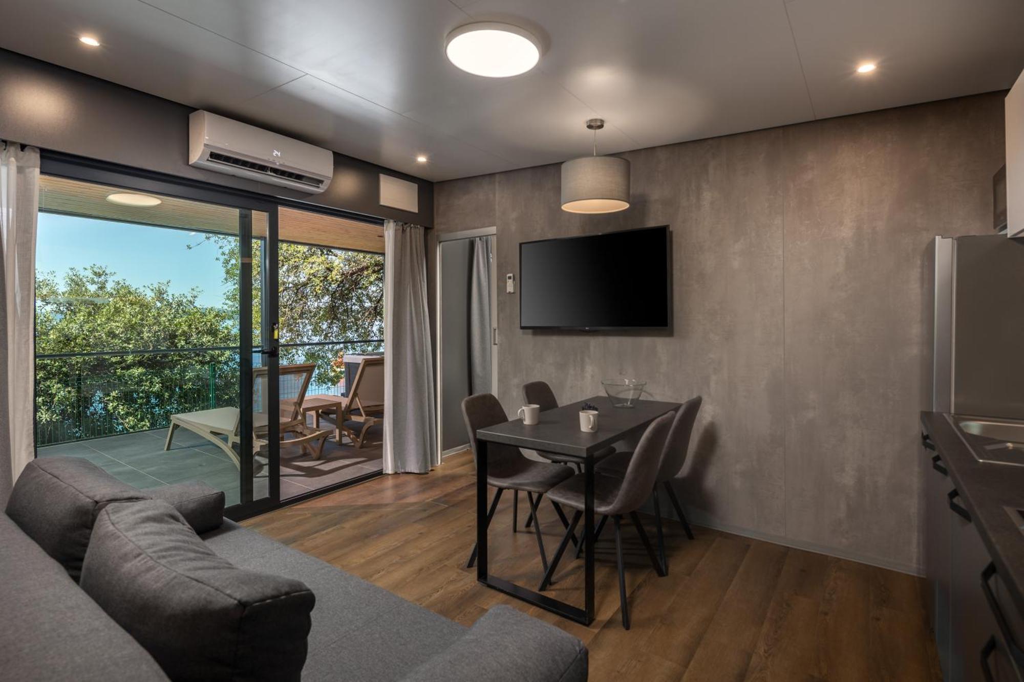 Adrialux Camping Mobile Homes Selce Exterior photo